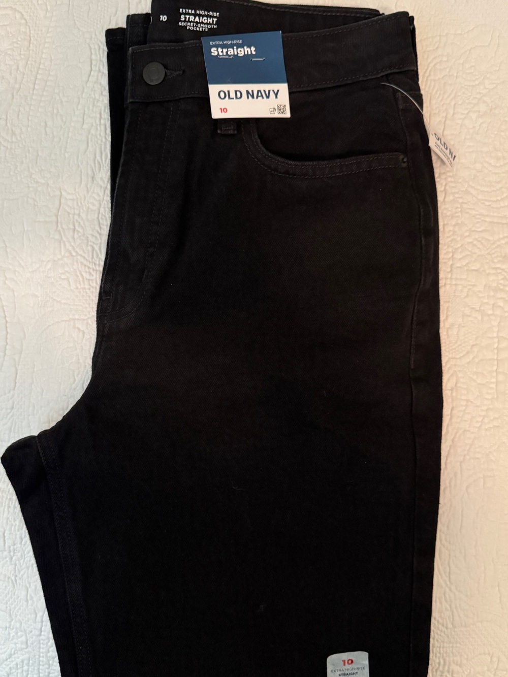 Old Navy Extra High-Rise Straight Jeans - Black Size 10 NWT
